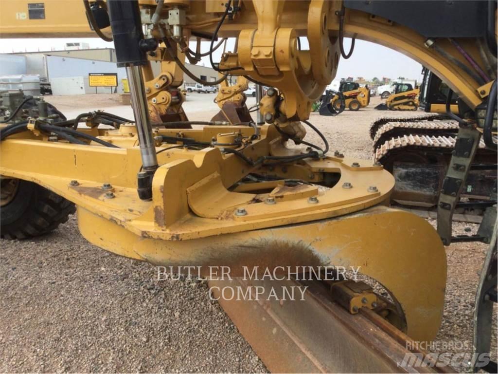 CAT 18 M3 Greideri