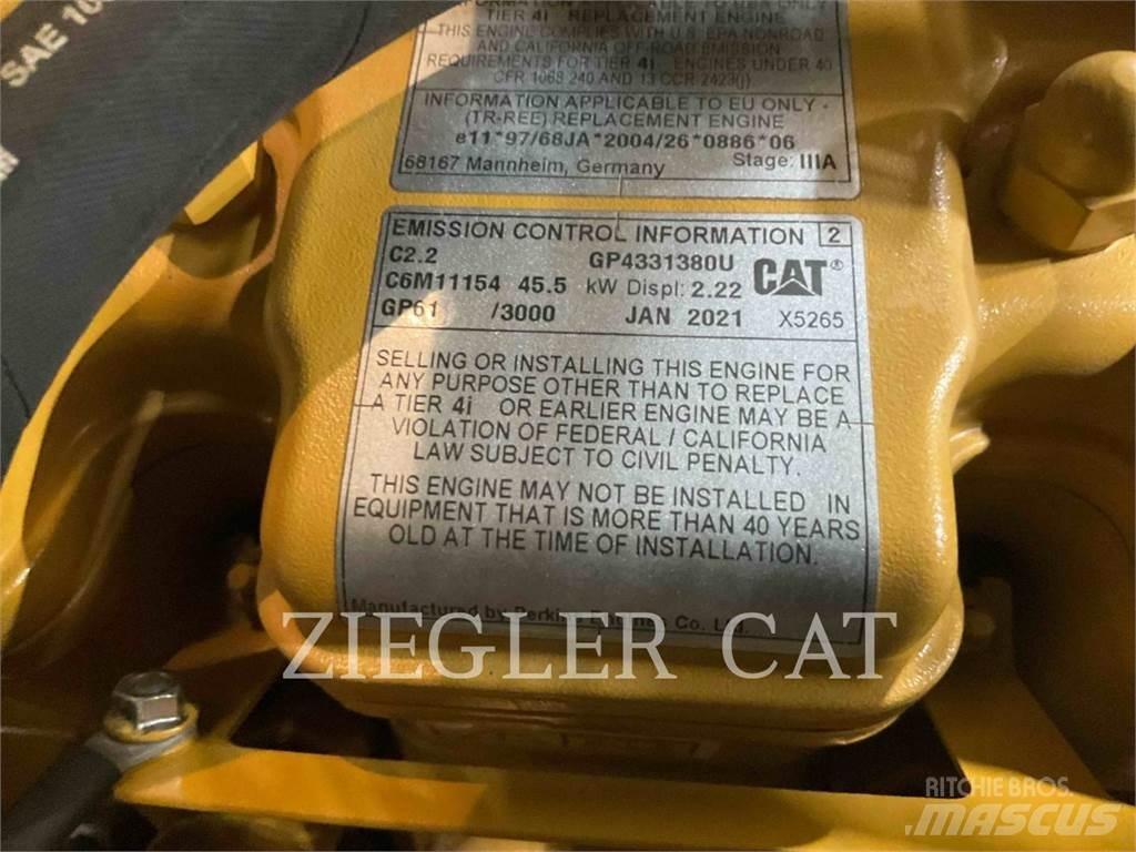 CAT 226B3 Lietoti riteņu kompaktiekrāvēji