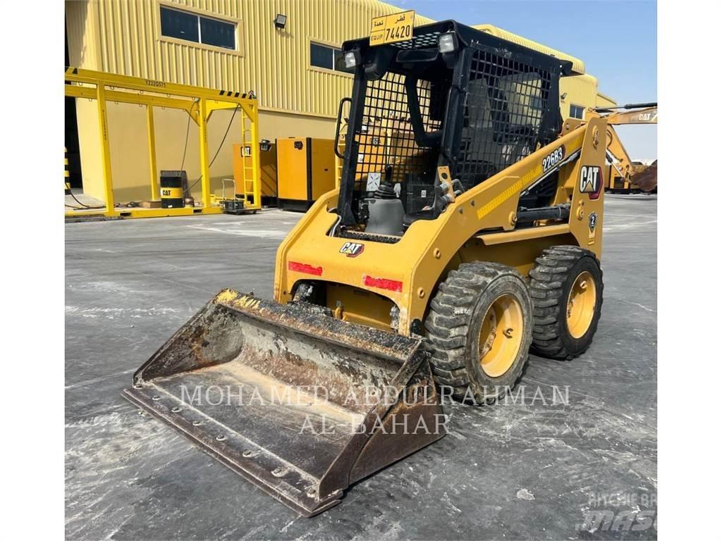 CAT 226B3LRC Lietoti riteņu kompaktiekrāvēji