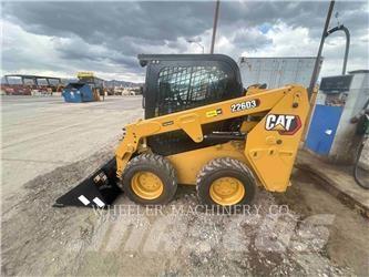 CAT 226D3 C3H2 Lietoti riteņu kompaktiekrāvēji
