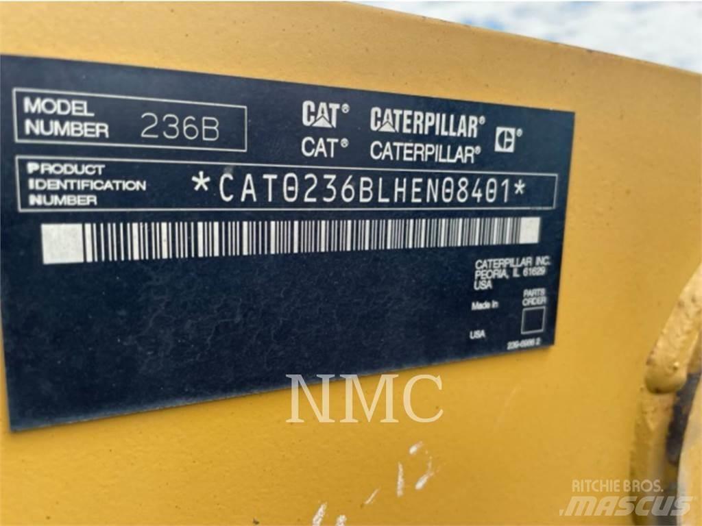 CAT 236B Lietoti riteņu kompaktiekrāvēji