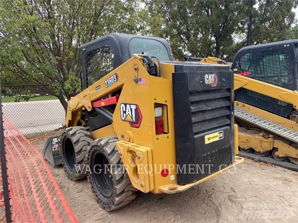 CAT 236D3 Lietoti riteņu kompaktiekrāvēji