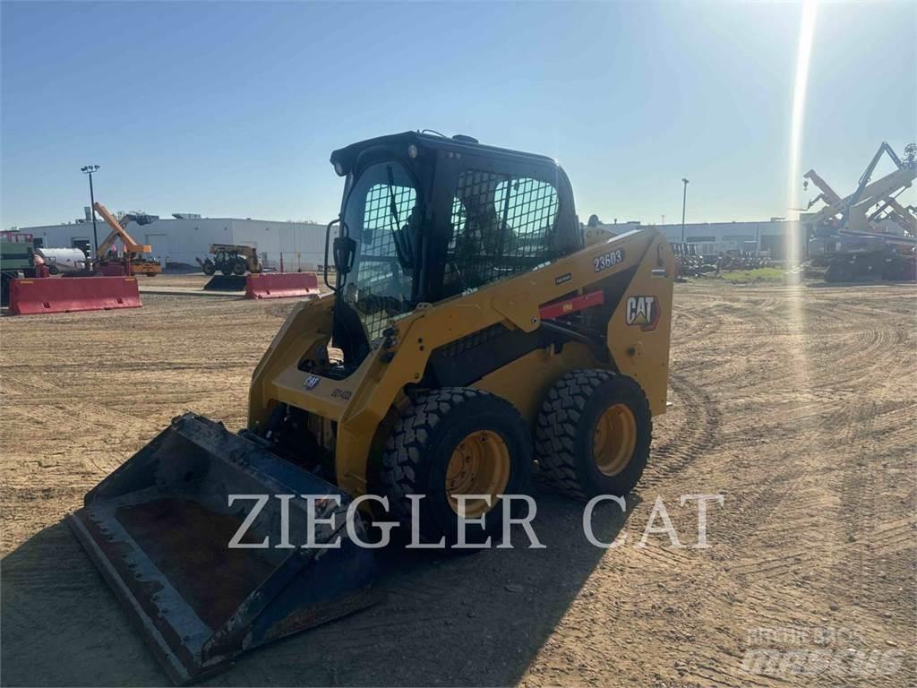 CAT 236D3 Lietoti riteņu kompaktiekrāvēji