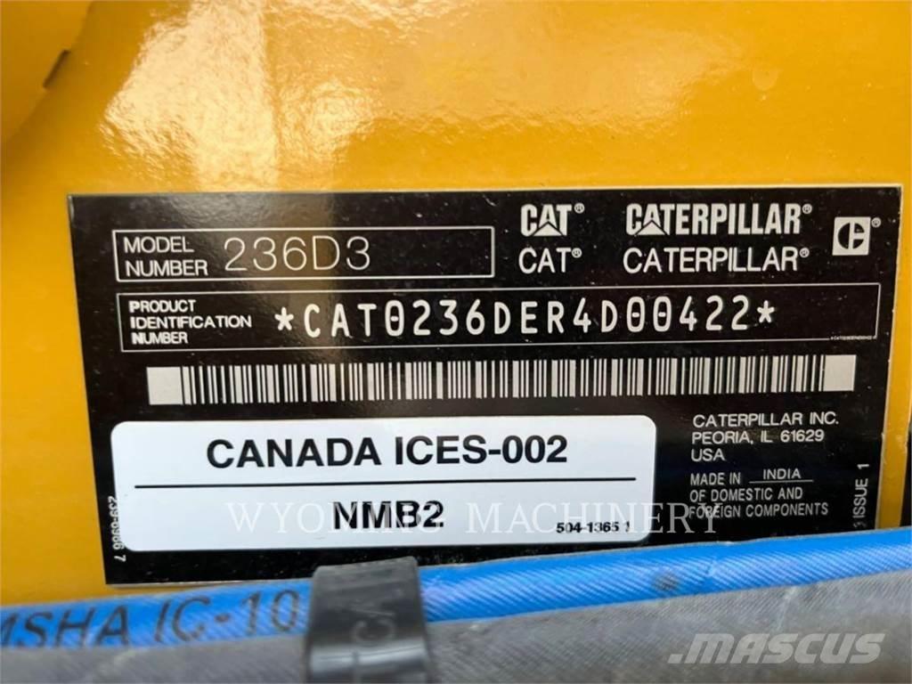 CAT 236D3 Lietoti riteņu kompaktiekrāvēji
