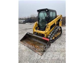 CAT 239D Kāpurķēžu iekrāvēji