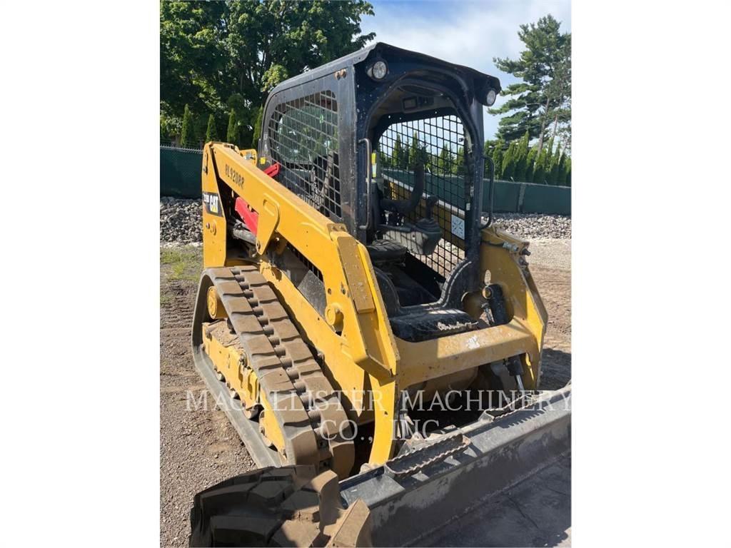 CAT 239D Kāpurķēžu iekrāvēji