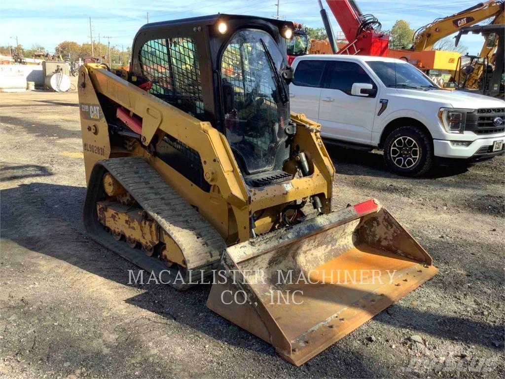 CAT 239D Kāpurķēžu iekrāvēji