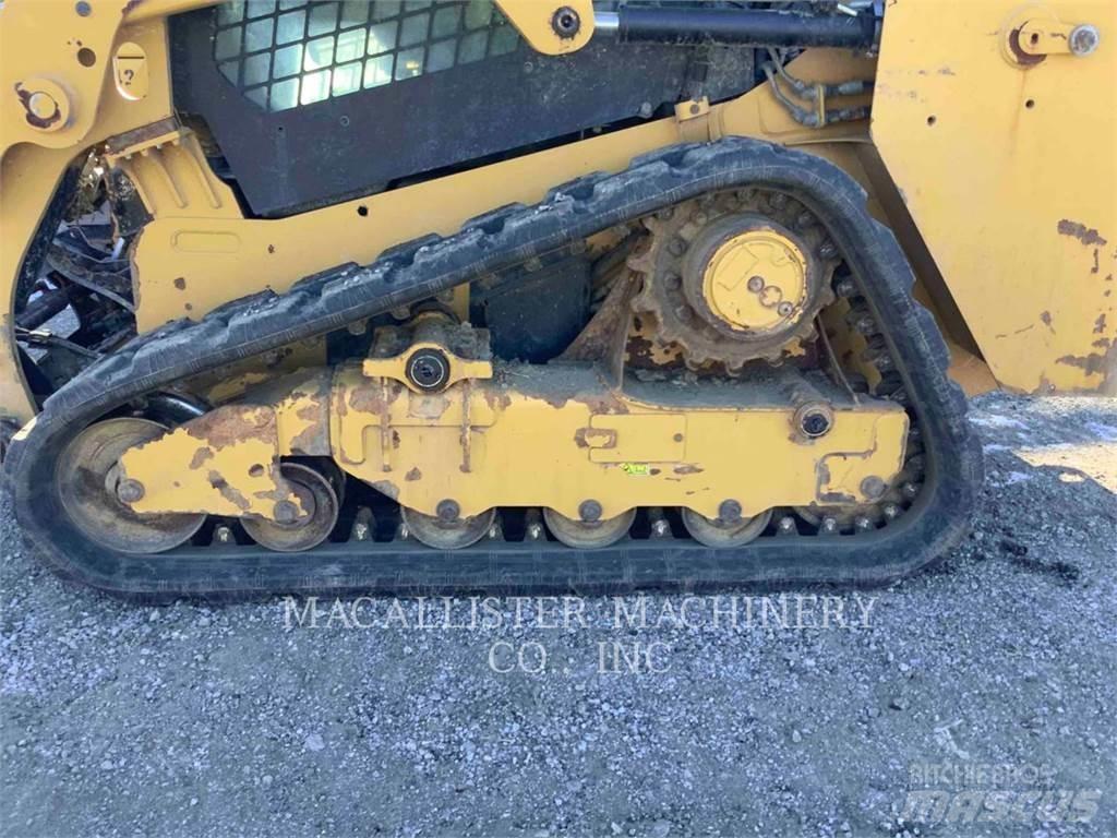 CAT 239D Kāpurķēžu iekrāvēji