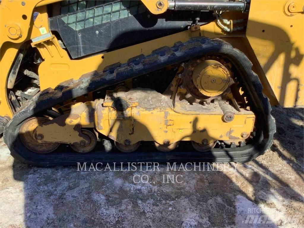 CAT 239D Kāpurķēžu iekrāvēji