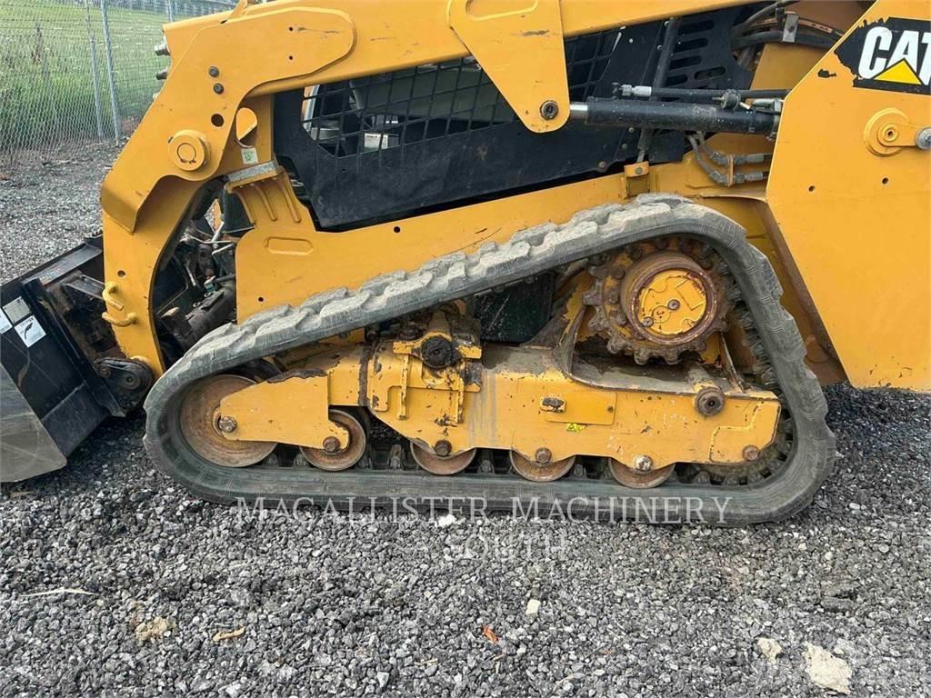 CAT 239D Kāpurķēžu iekrāvēji