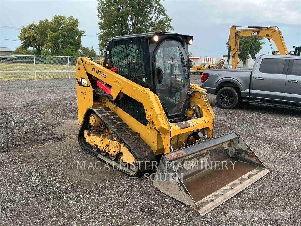 CAT 239D Kāpurķēžu iekrāvēji