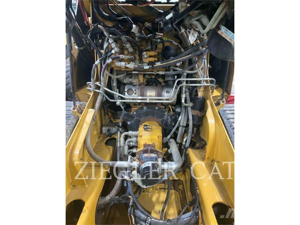 CAT 239D Kāpurķēžu iekrāvēji