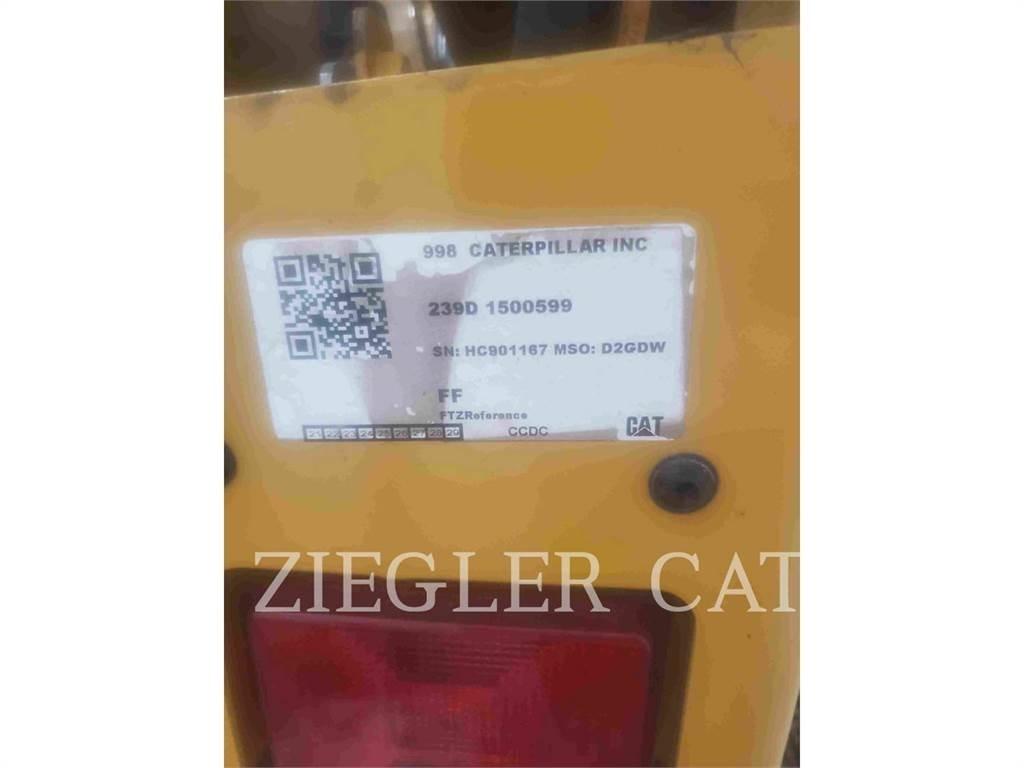 CAT 239D3 Kāpurķēžu iekrāvēji