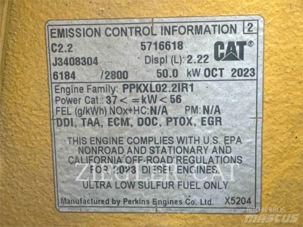 CAT 239D3 Kāpurķēžu iekrāvēji