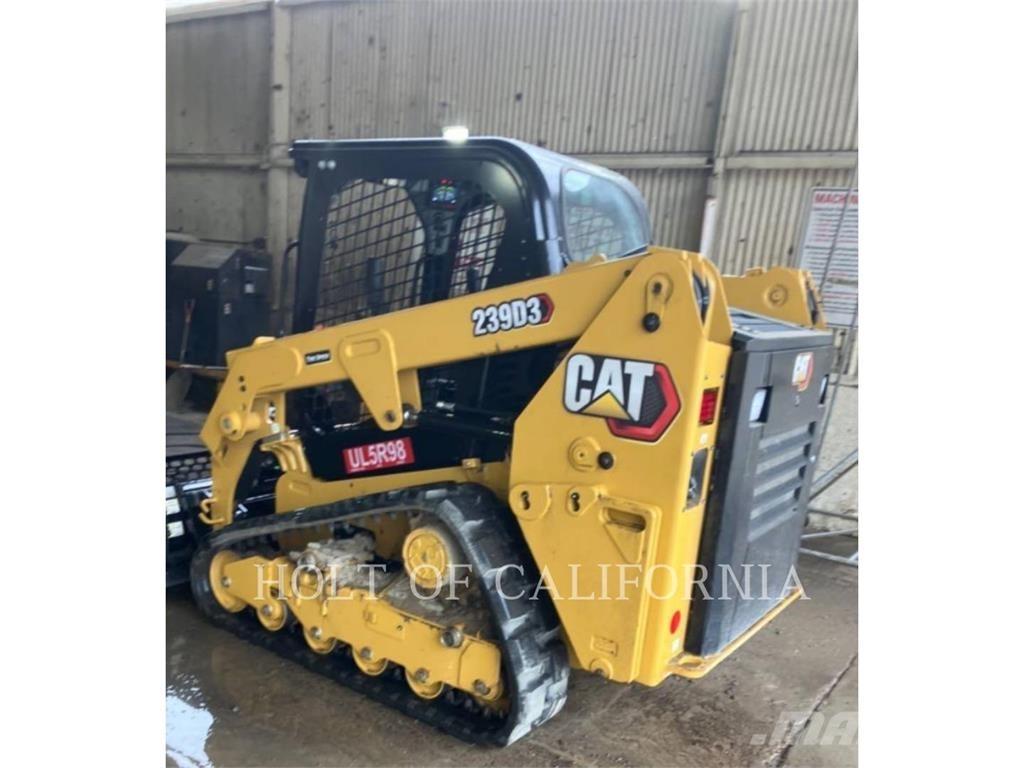CAT 239D3 Kāpurķēžu iekrāvēji