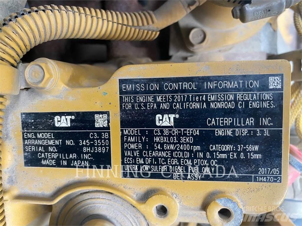 CAT 246D Lietoti riteņu kompaktiekrāvēji
