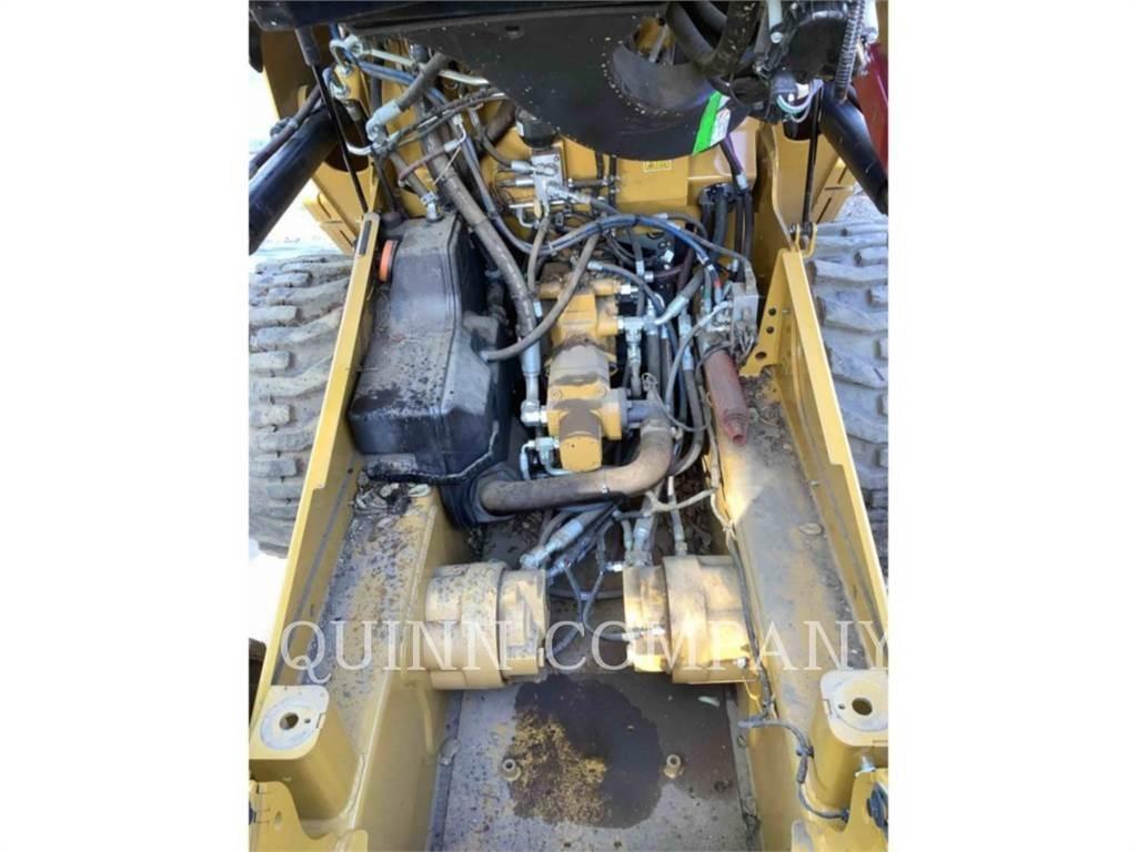 CAT 246D3 Lietoti riteņu kompaktiekrāvēji