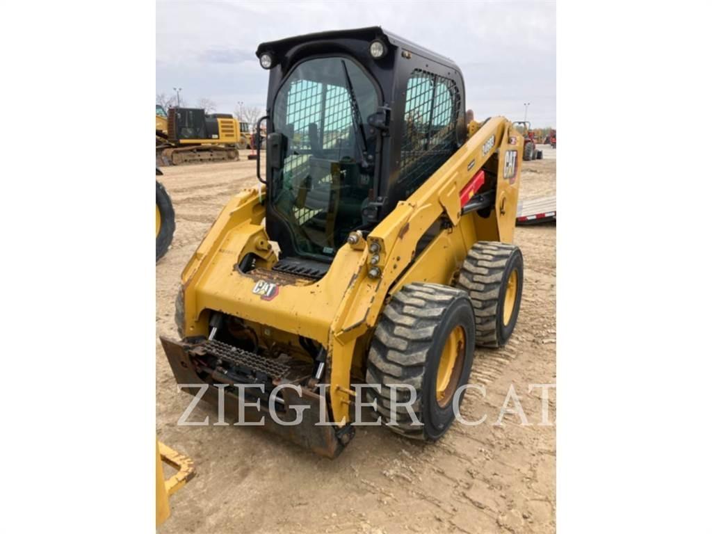 CAT 246D3 Lietoti riteņu kompaktiekrāvēji