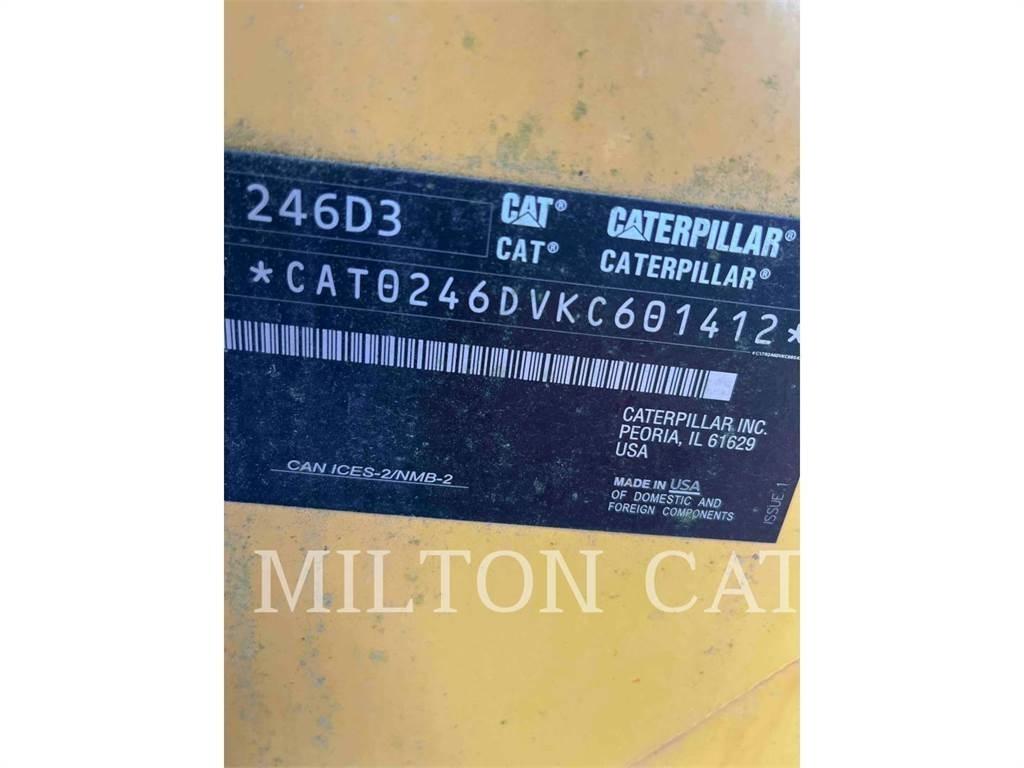 CAT 246D3 Lietoti riteņu kompaktiekrāvēji