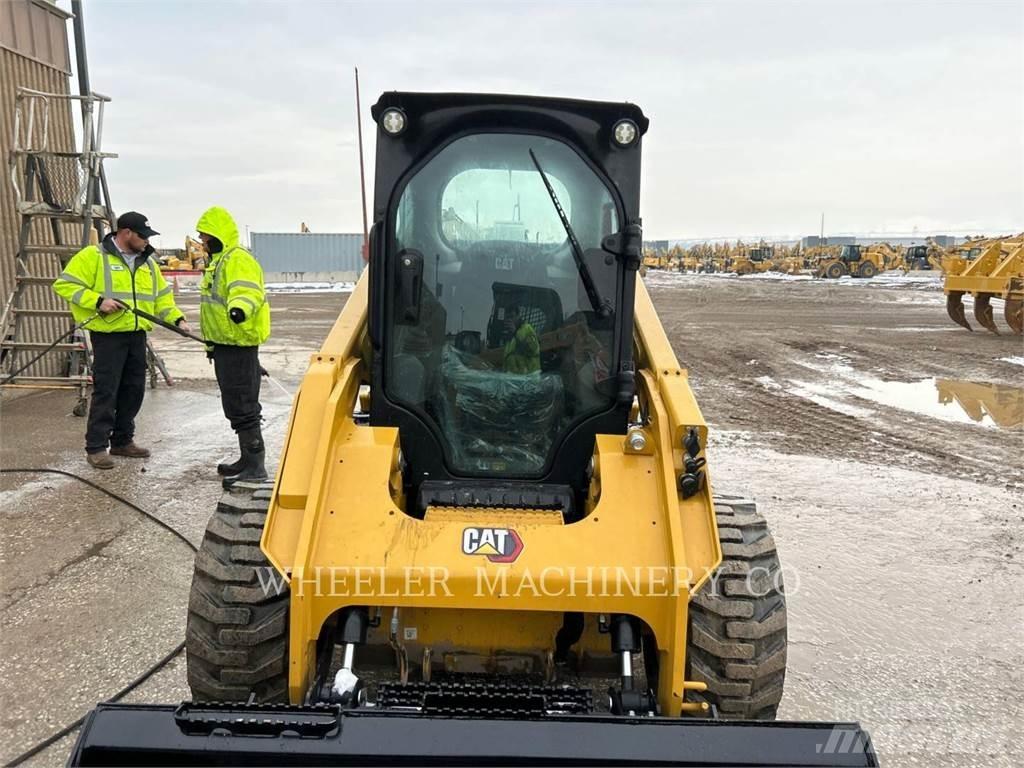 CAT 246D3 C3H2 Lietoti riteņu kompaktiekrāvēji