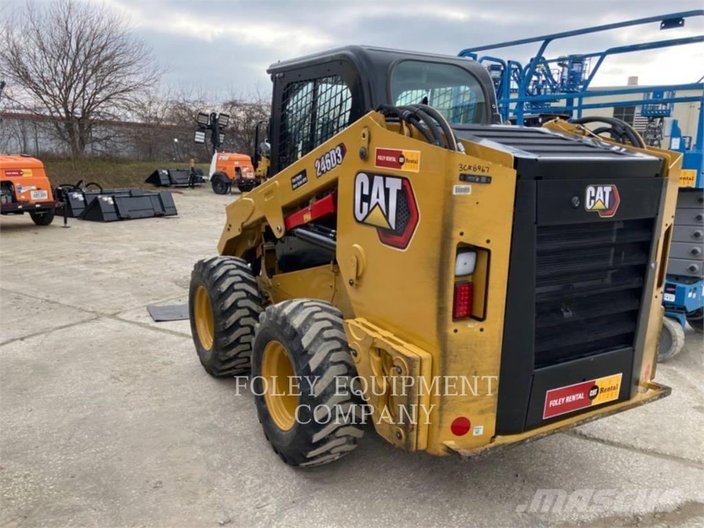 CAT 246D3XPS2C Lietoti riteņu kompaktiekrāvēji