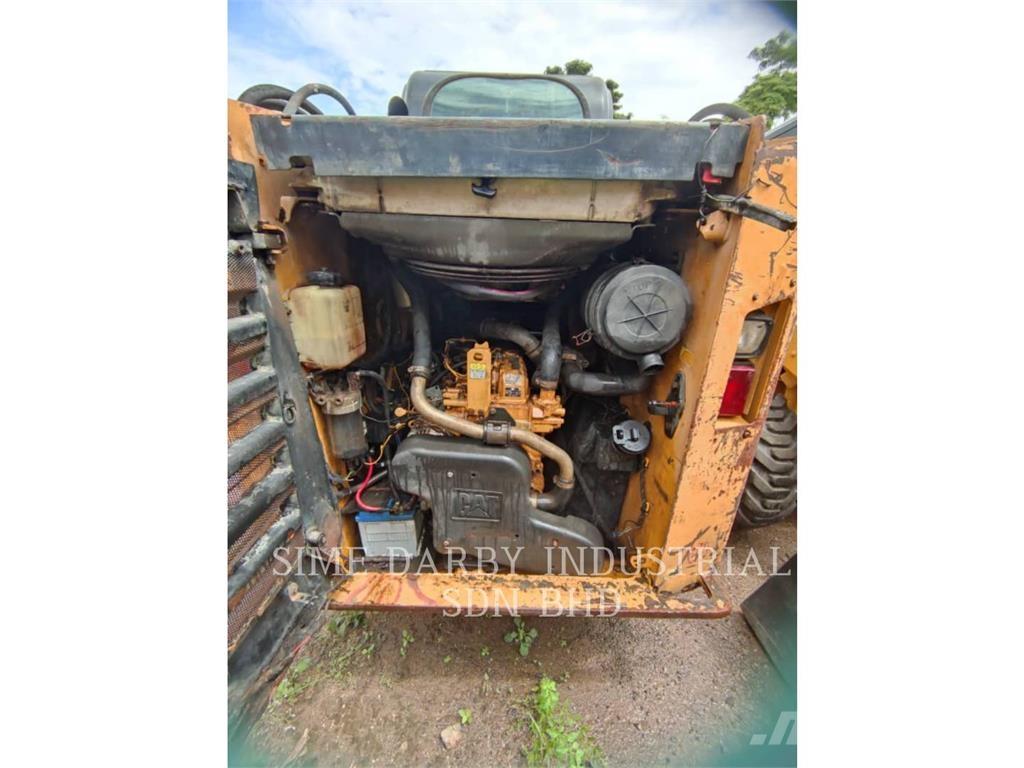 CAT 246DLRC Lietoti riteņu kompaktiekrāvēji