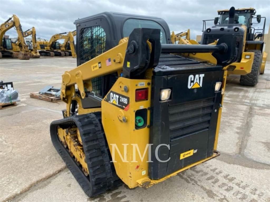 CAT 249D Lietoti riteņu kompaktiekrāvēji