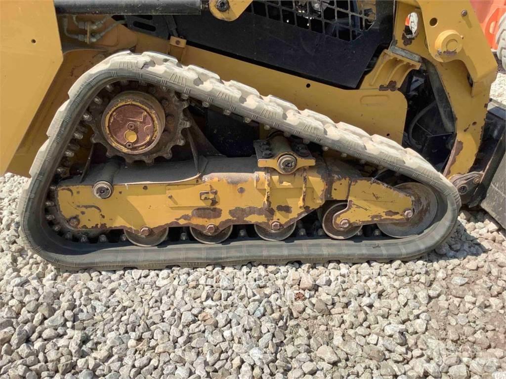 CAT 249D Kāpurķēžu iekrāvēji