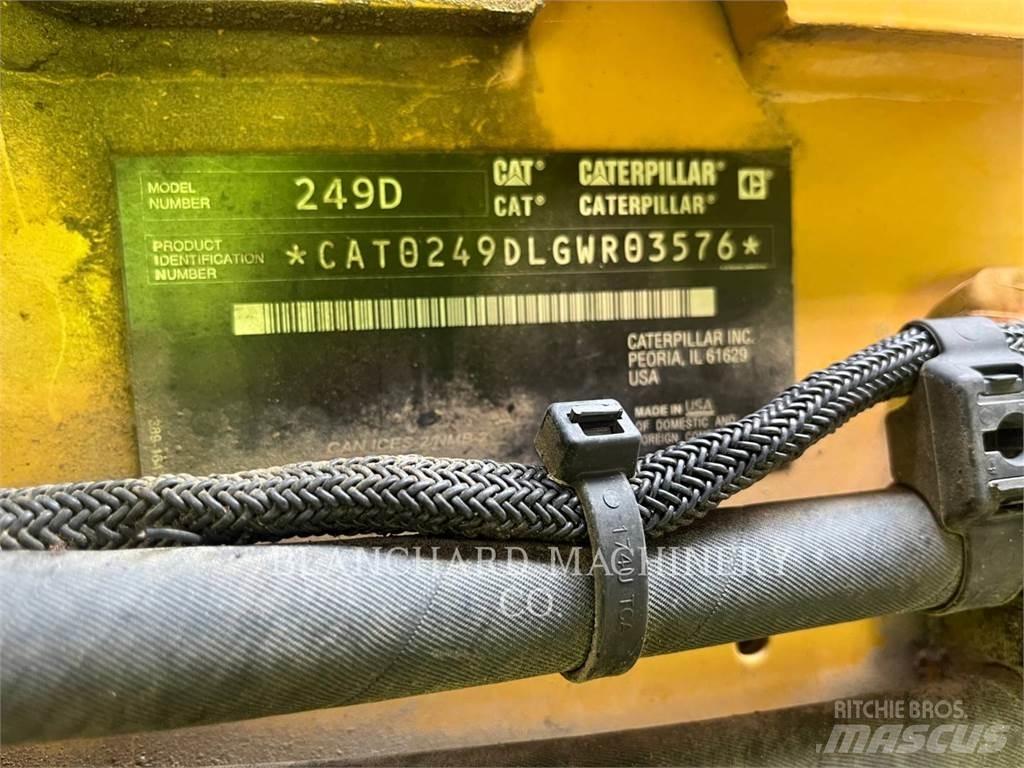 CAT 249D Kāpurķēžu iekrāvēji