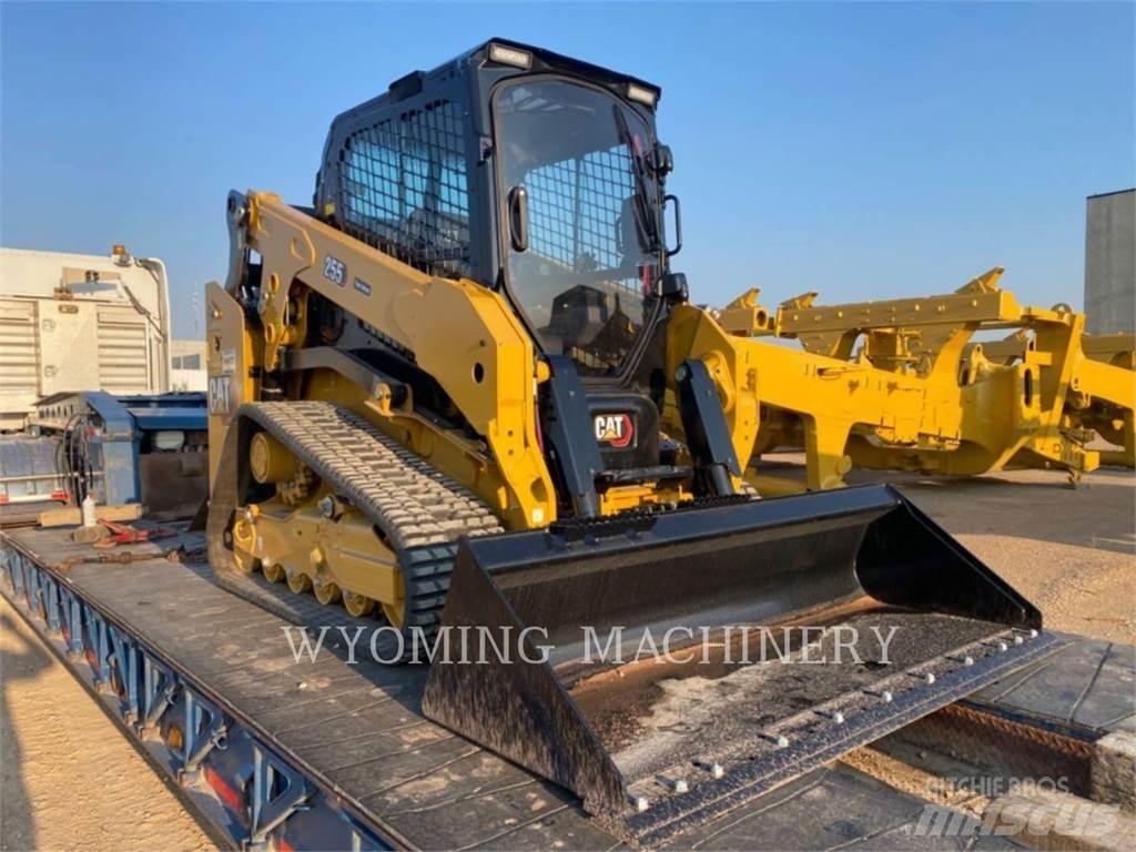 CAT 255 Lietoti riteņu kompaktiekrāvēji