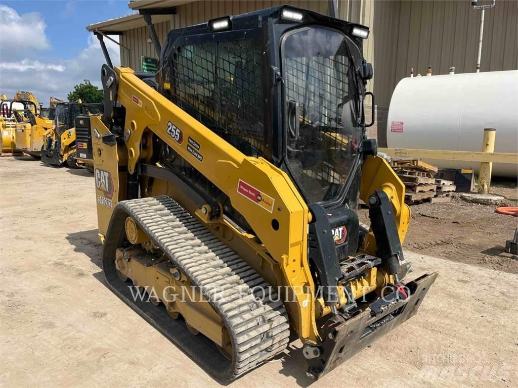 CAT 255 Kāpurķēžu iekrāvēji