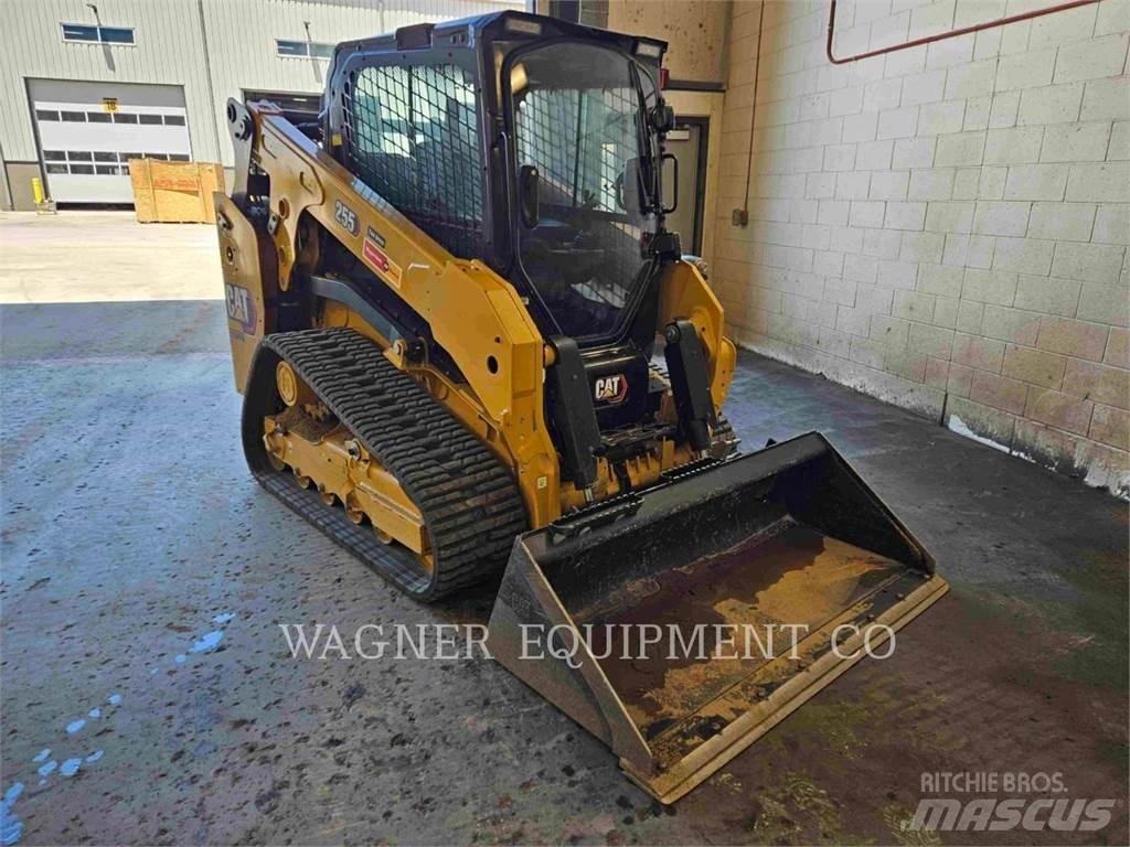 CAT 255 Kāpurķēžu iekrāvēji