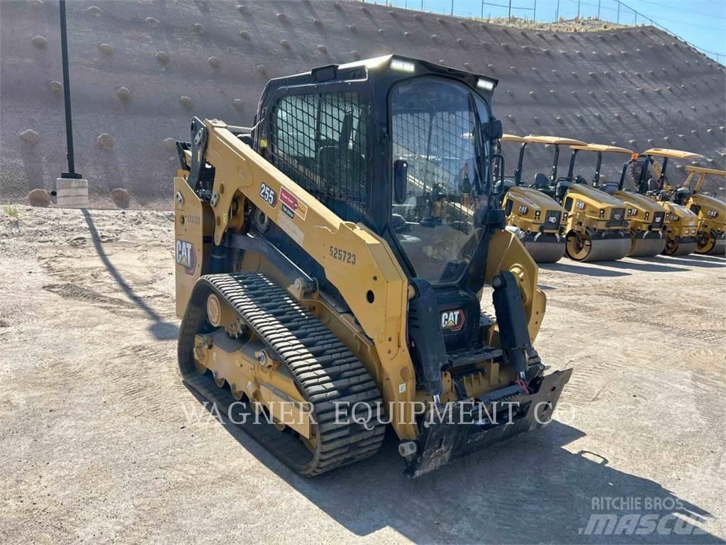 CAT 255 Kāpurķēžu iekrāvēji