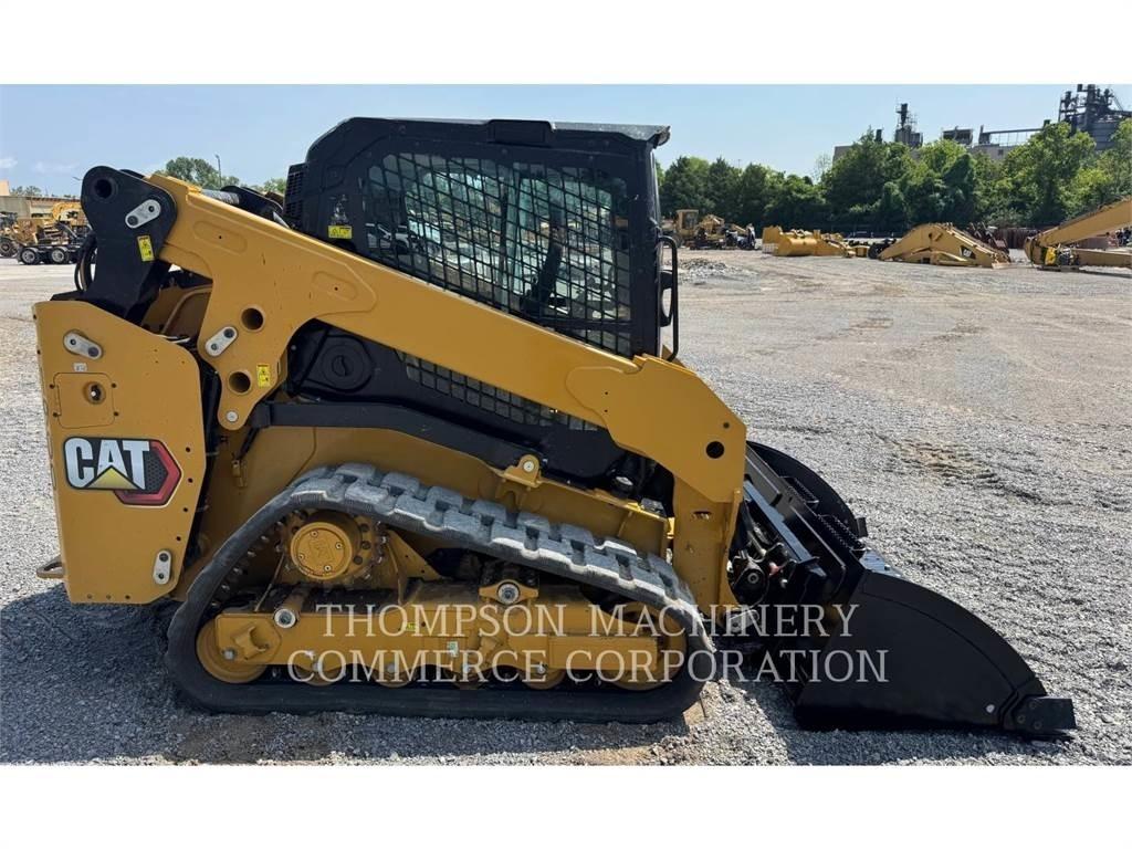CAT 255 Kāpurķēžu iekrāvēji