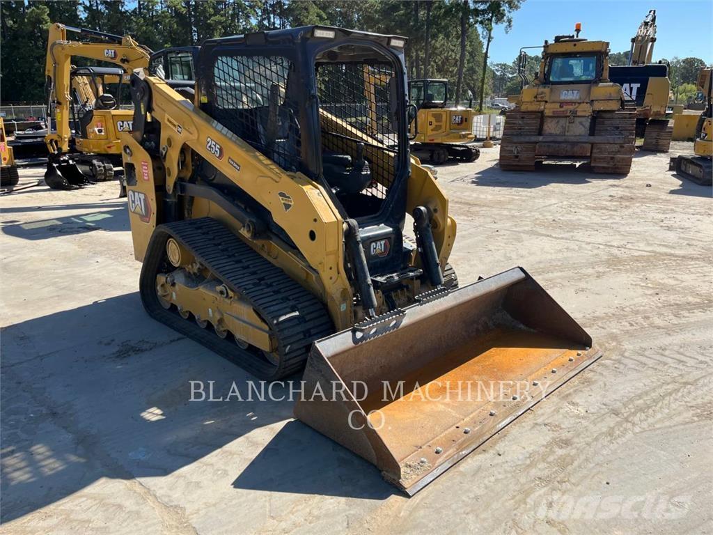 CAT 255 Kāpurķēžu iekrāvēji