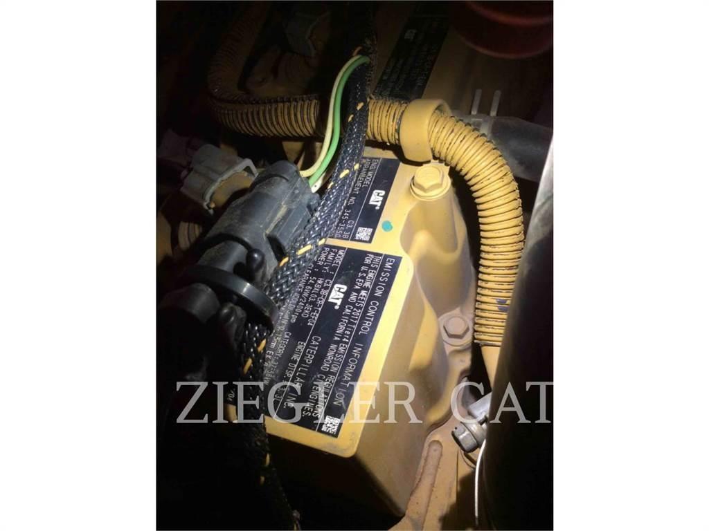 CAT 257D Kāpurķēžu iekrāvēji
