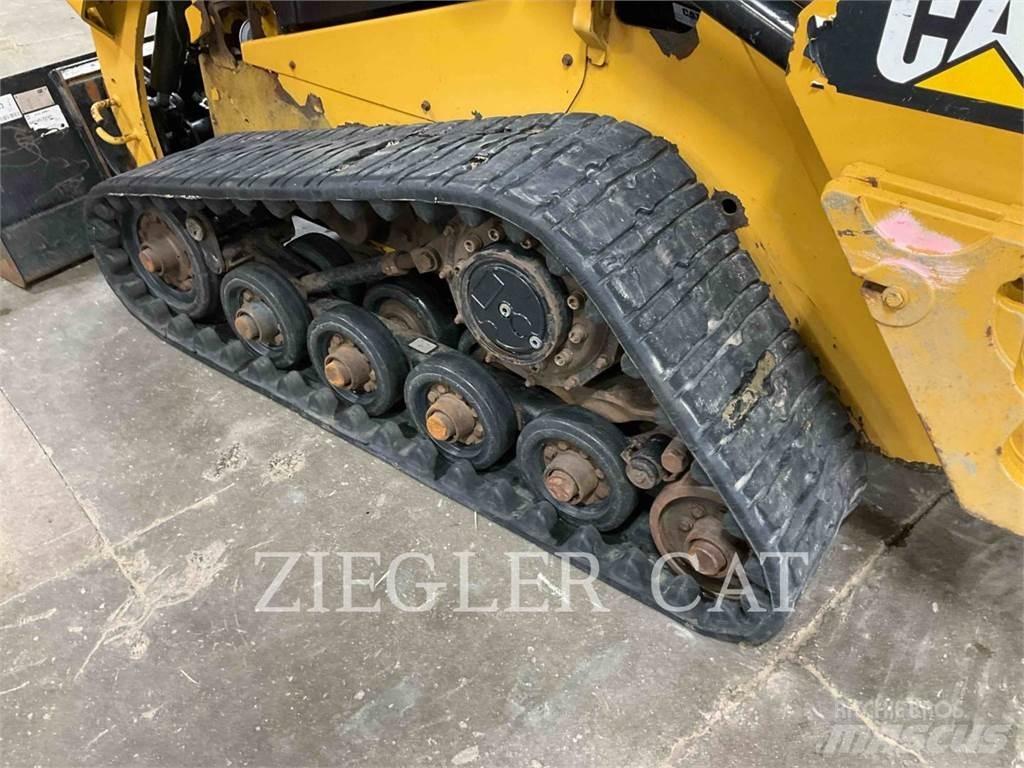 CAT 257D Kāpurķēžu iekrāvēji