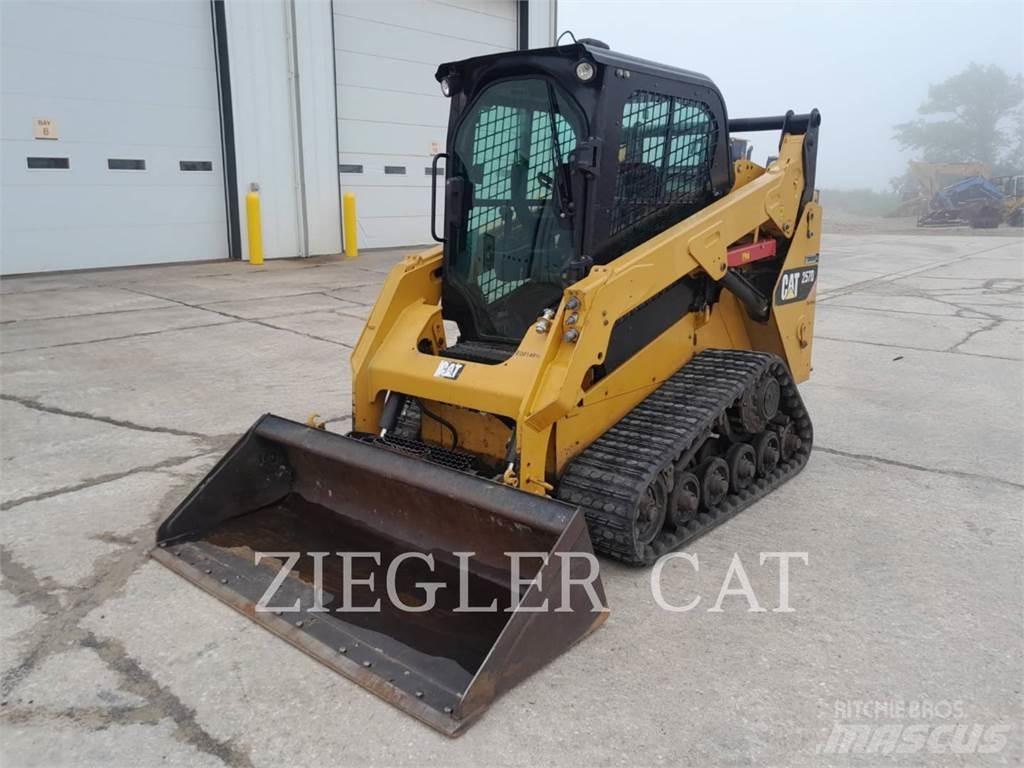 CAT 257D Kāpurķēžu iekrāvēji