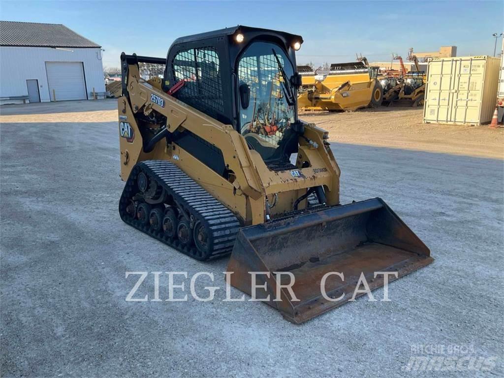 CAT 257D3 Kāpurķēžu iekrāvēji