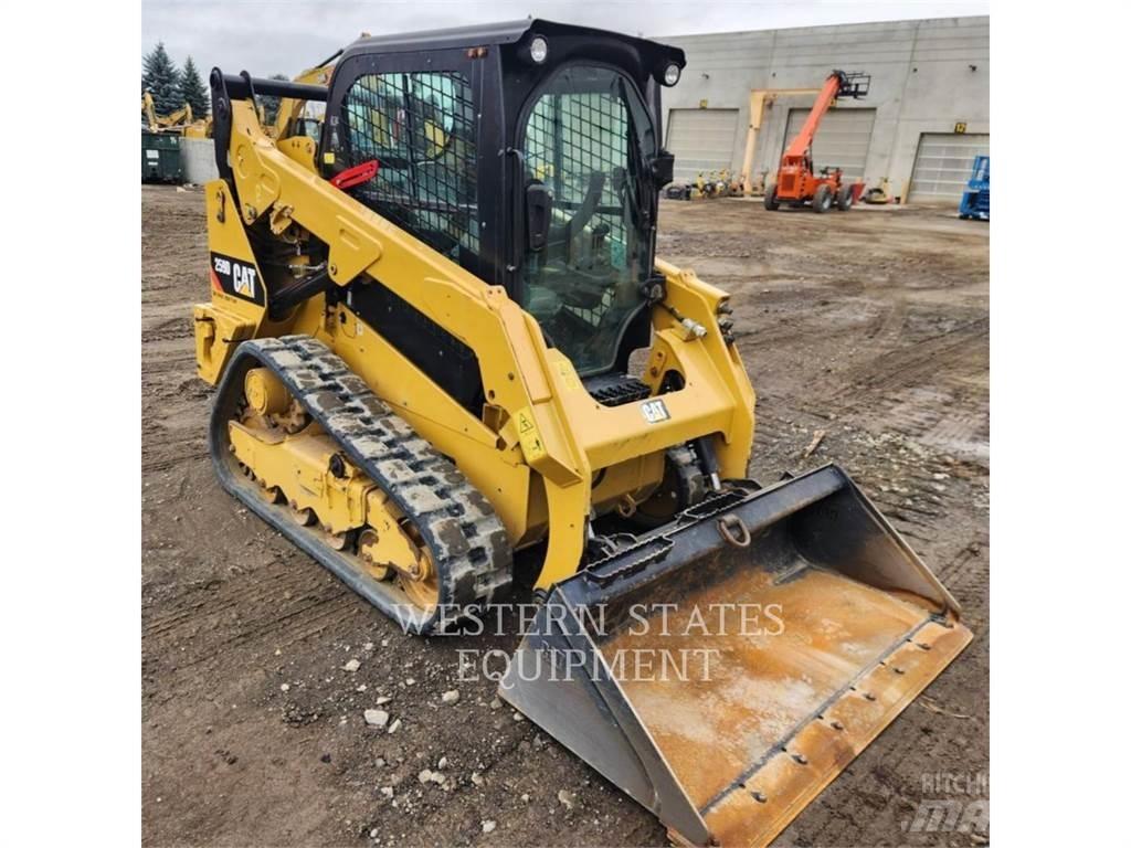 CAT 259D Lietoti riteņu kompaktiekrāvēji