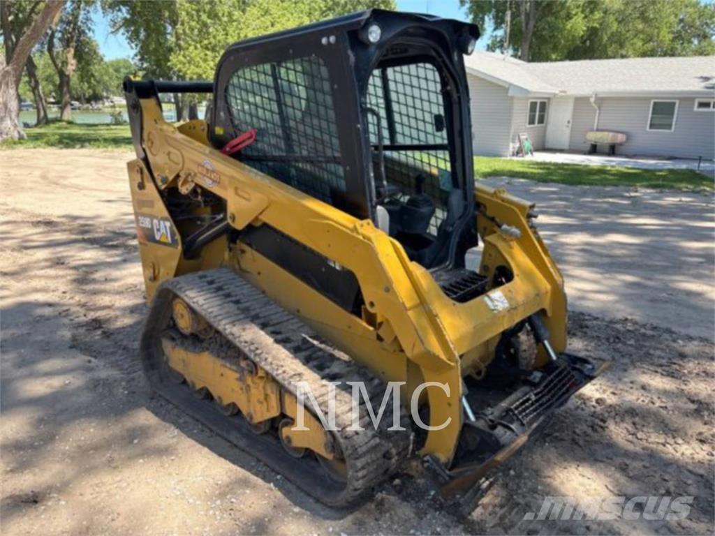 CAT 259D Lietoti riteņu kompaktiekrāvēji