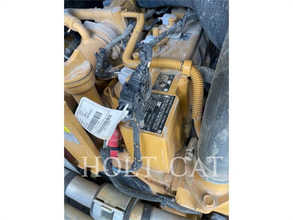 CAT 259D CAB Lietoti riteņu kompaktiekrāvēji