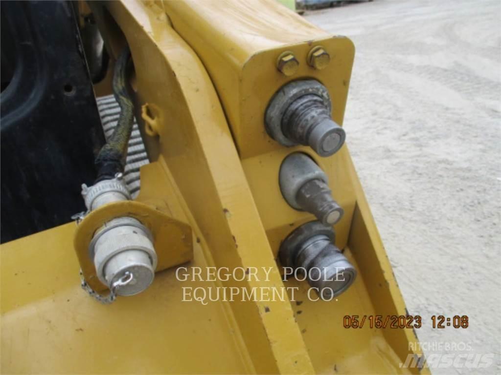 CAT 259D3 Kāpurķēžu iekrāvēji