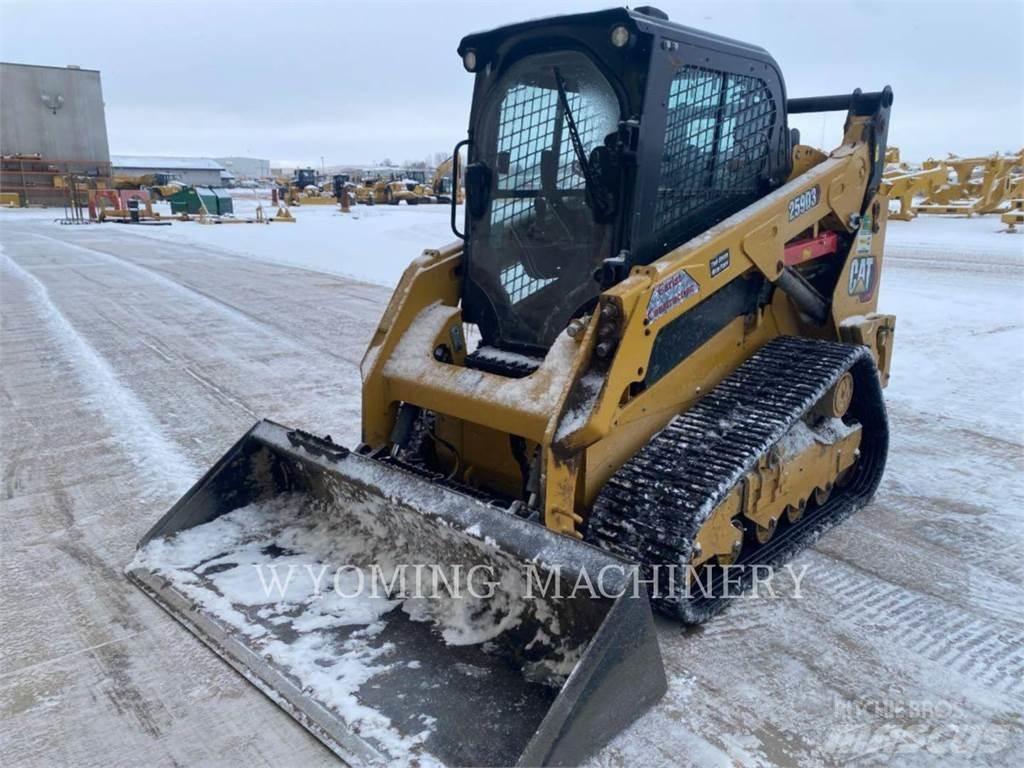 CAT 259D3 Lietoti riteņu kompaktiekrāvēji