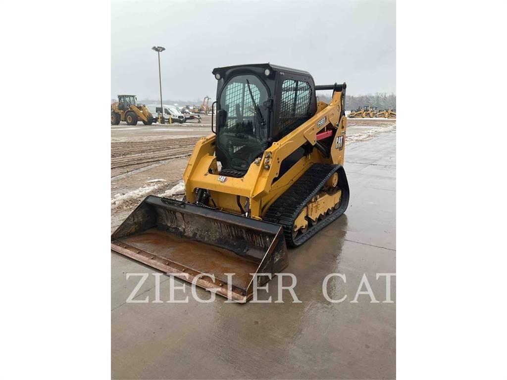 CAT 259D3 Kāpurķēžu iekrāvēji