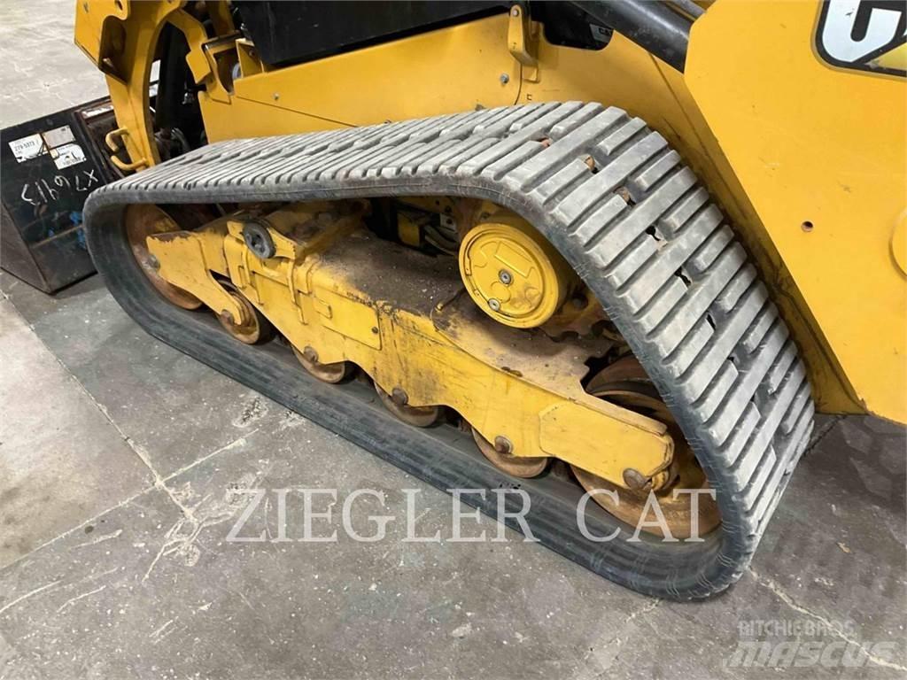 CAT 259D3 Kāpurķēžu iekrāvēji