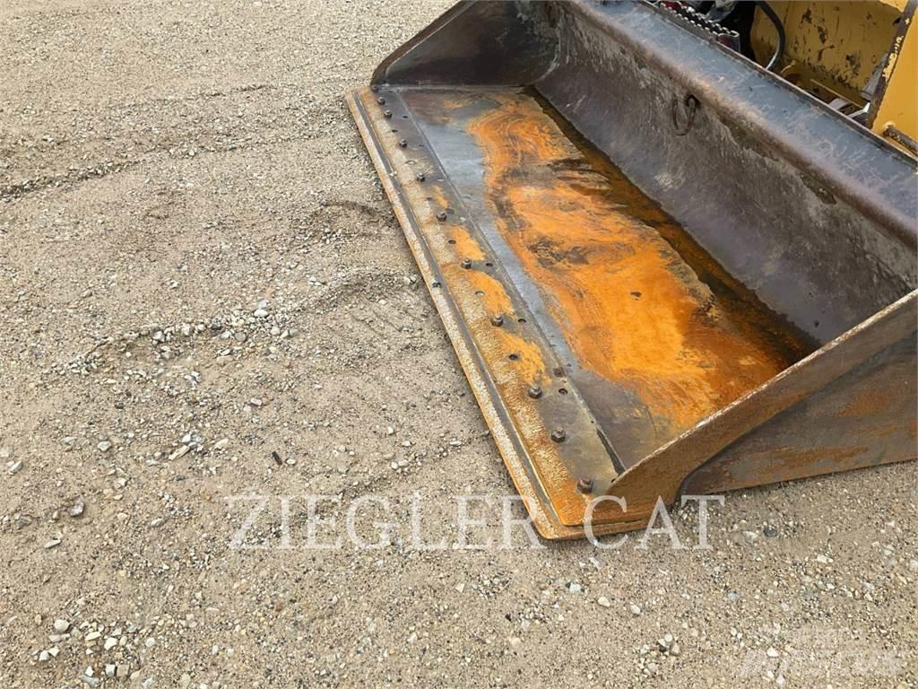 CAT 259D3 Kāpurķēžu iekrāvēji