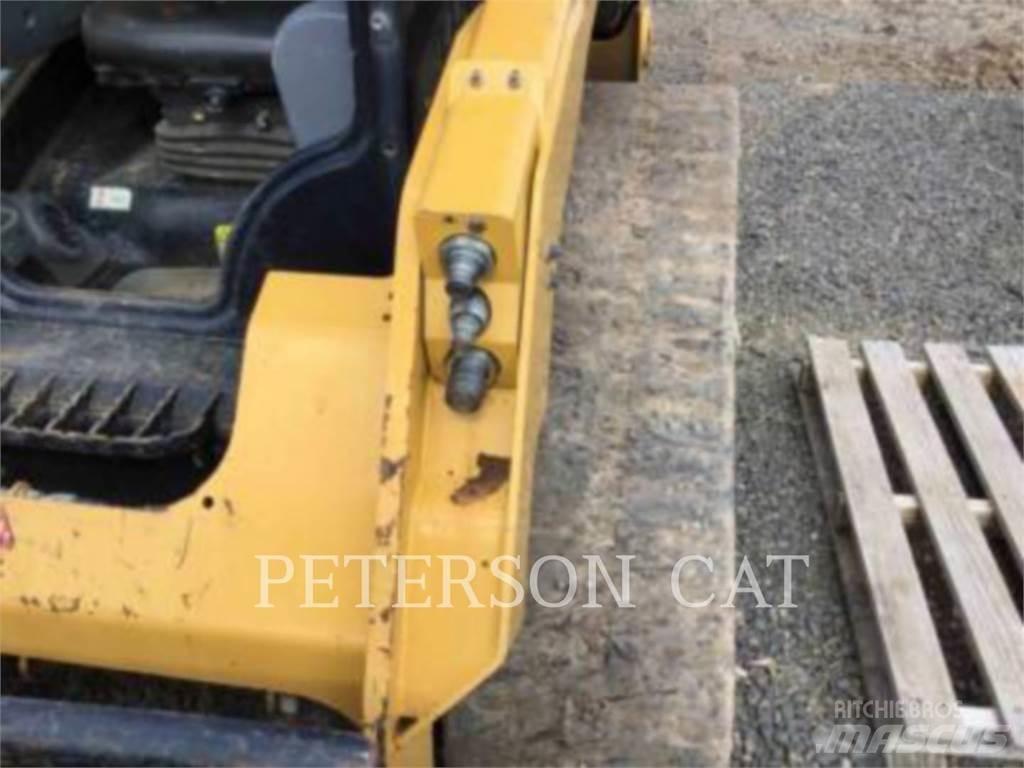 CAT 259D3 Lietoti riteņu kompaktiekrāvēji