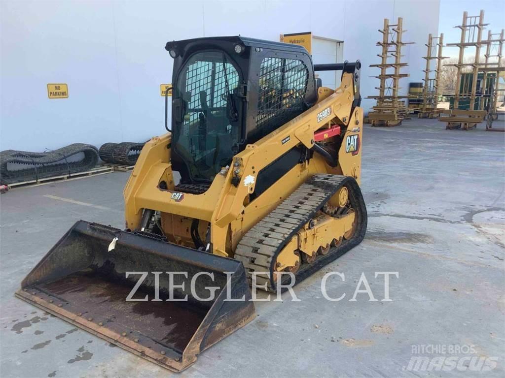 CAT 259D3 Kāpurķēžu iekrāvēji