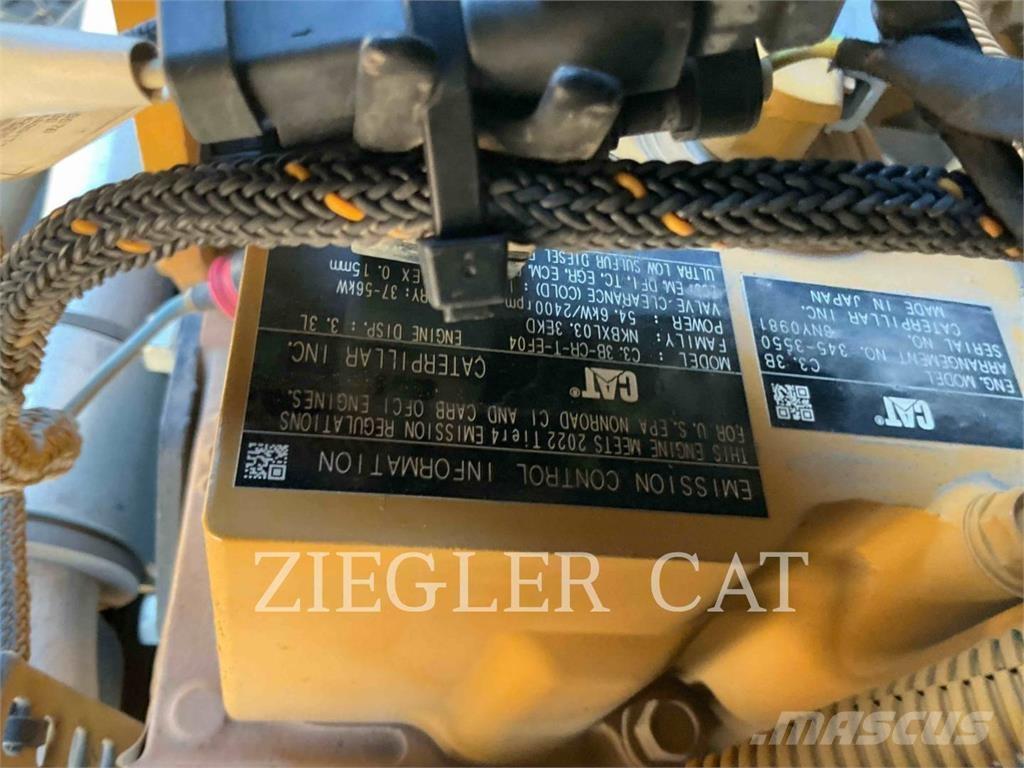 CAT 259D3 Kāpurķēžu iekrāvēji